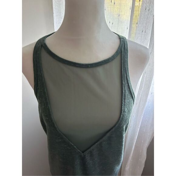 Victoria Sport Sheer Sleeveless Tank Top Size Medium - Picture 2 of 7